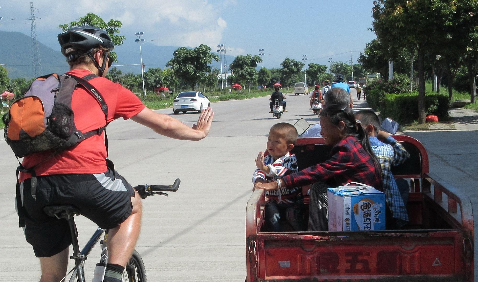 cycling tours yunnan